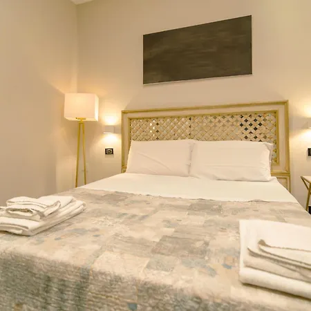 Vesuvianus And 4* Napoli