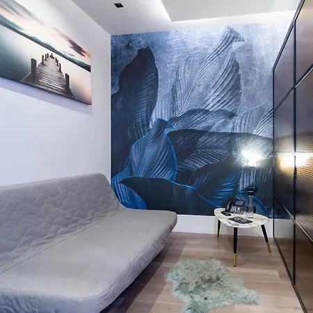 Vesuvianus And 4* Napoli