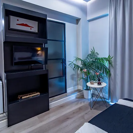 Vesuvianus And Gæstehus 4*