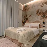 Vesuvianus And Гостевой дом 4*
